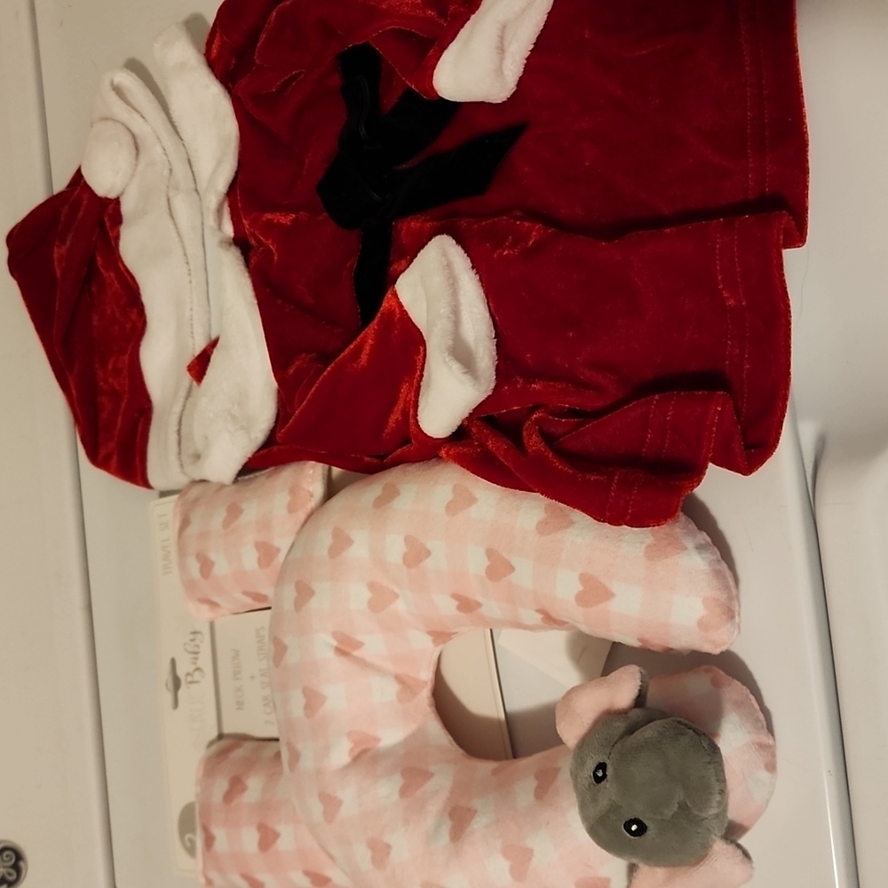 3pc travel set and 0 tob3 month 2pc Christmas dress